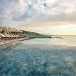 Hotel Grifid Vistamar 4*