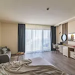 Hotel Grifid Vistamar 4*