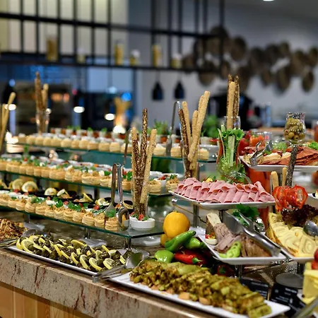 Ξενοδοχείο Grifid Vistamar