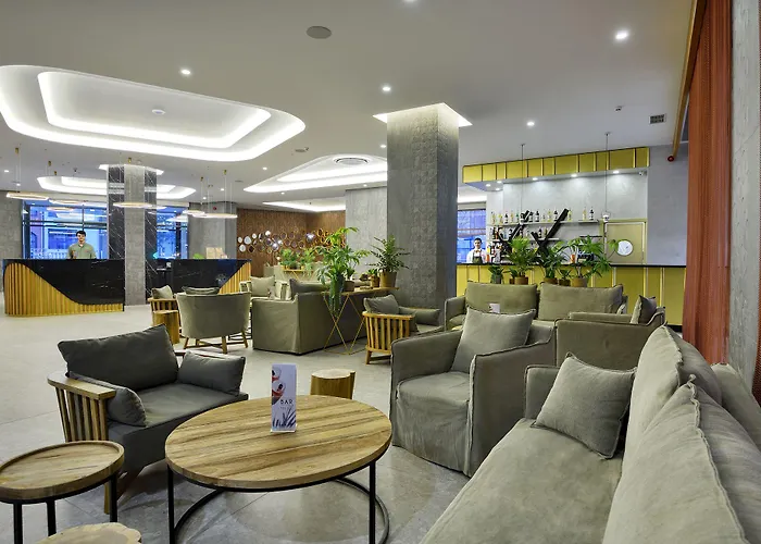 Отель Grifid Vistamar 4*