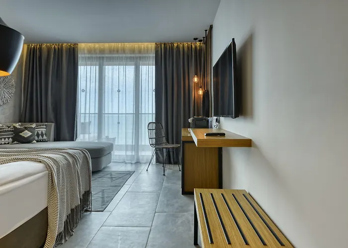 Отель Grifid Vistamar 4*